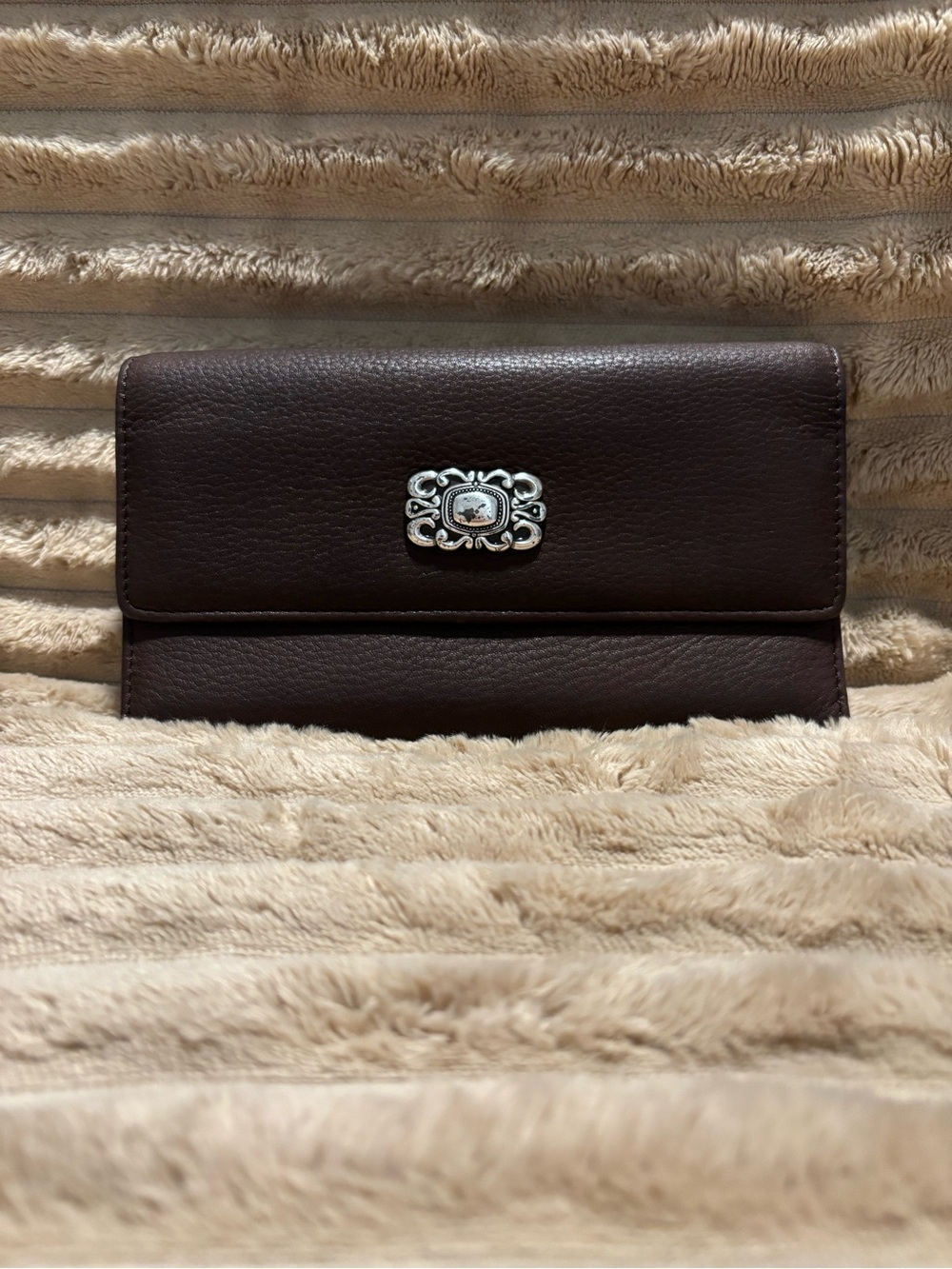 Fossil Dark Brown Leather Trifold Wallet with Silver Ornate Accent
